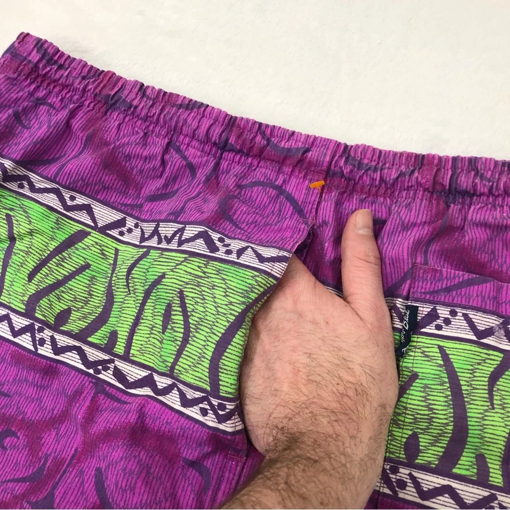 Vintage 90s Newport Blue Pink & Green Above Knee Lined Swim Trunks Mens 2XL.
